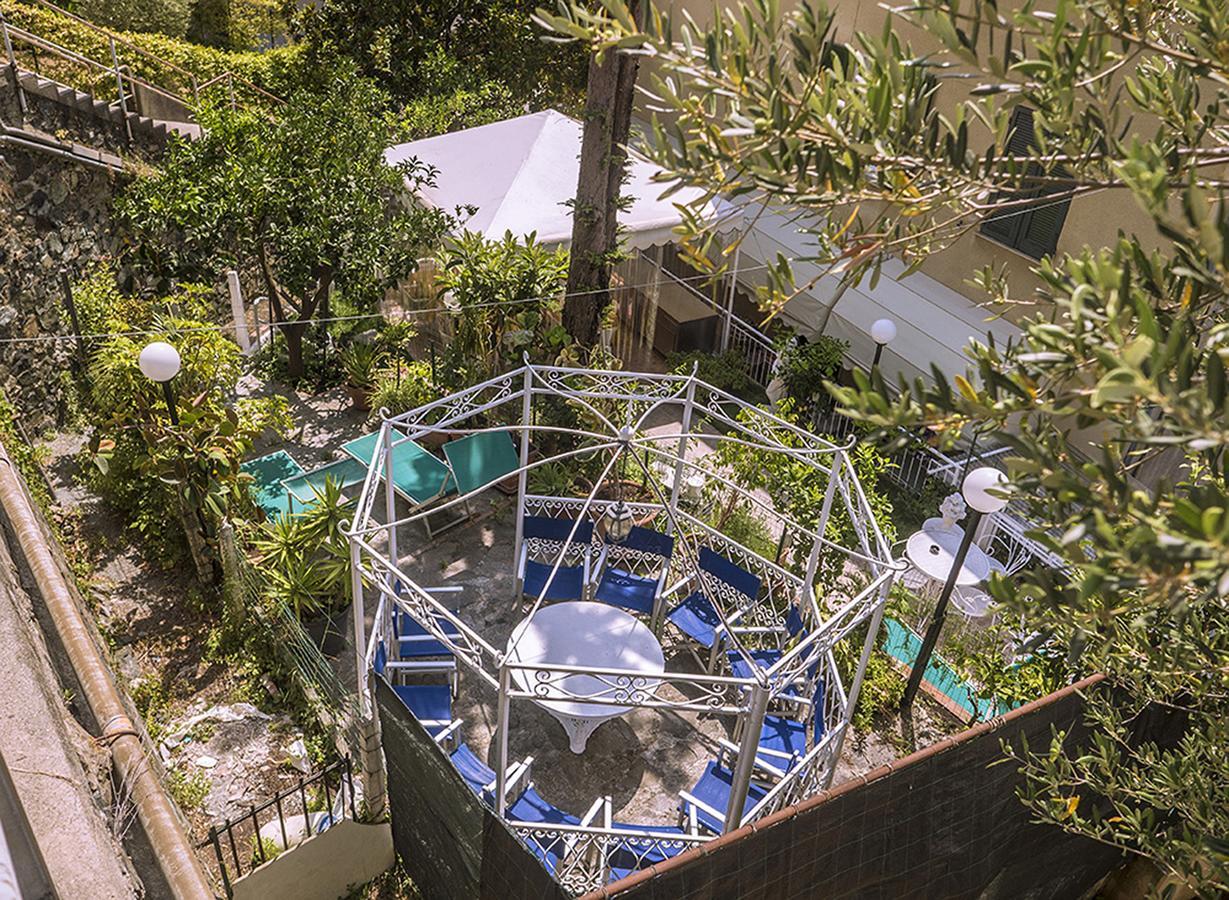 Bed And Breakfast Gioiello Celle Ligure Exterior foto