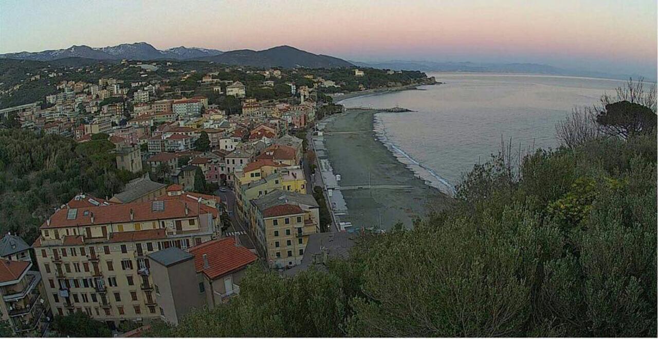 Bed And Breakfast Gioiello Celle Ligure Exterior foto